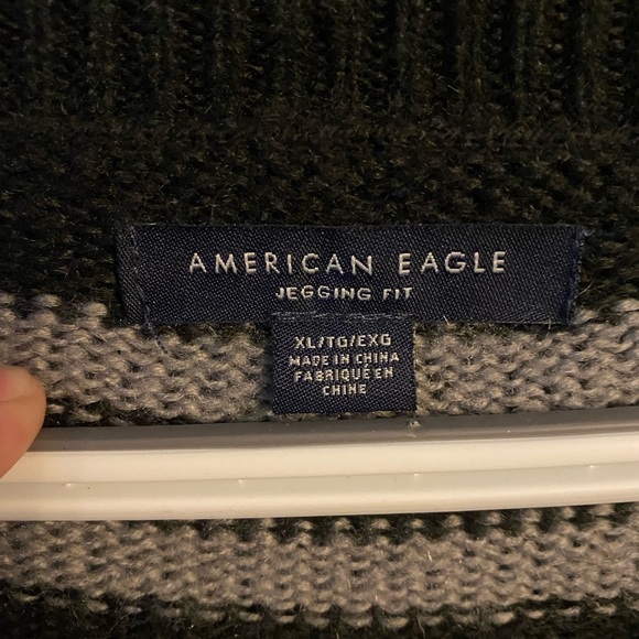 American Eagle Jegging Sweater - Picture 3 of 3